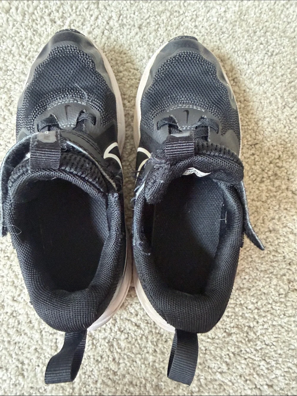 Nike Kids Black and White Velcro Athletic Sneakers (size 12C)